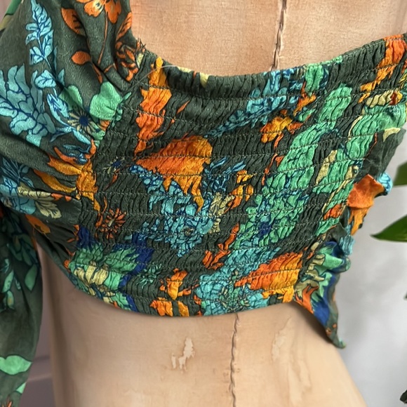 Free People Reversible Halter Top Floral Print Size Large SOLD OUT - Picture 5 of 6